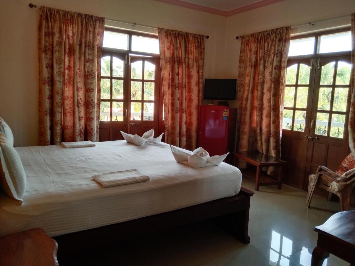 Bluesea Beach Resort Candolim Ngoại thất bức ảnh