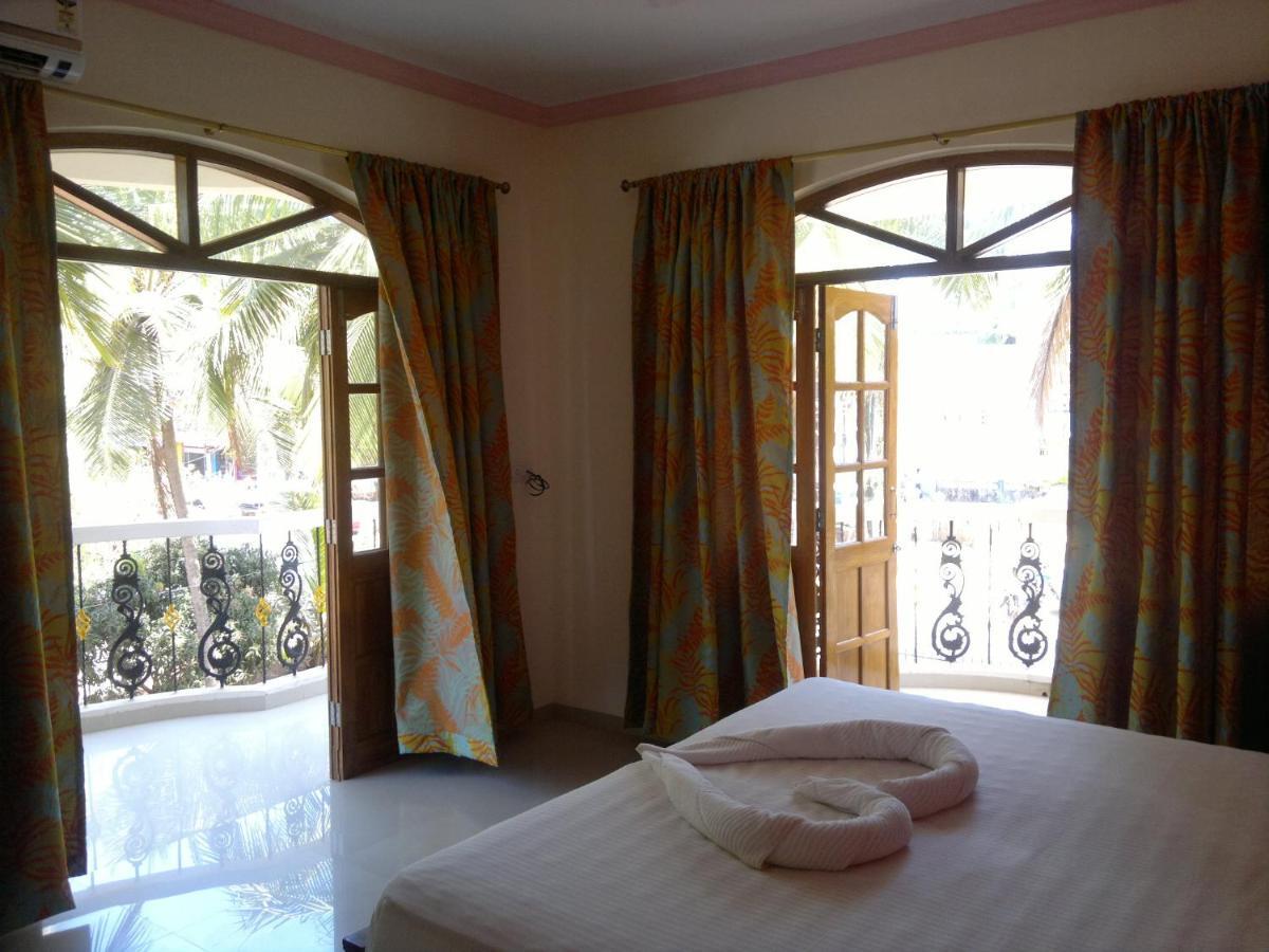 Bluesea Beach Resort Candolim Ngoại thất bức ảnh